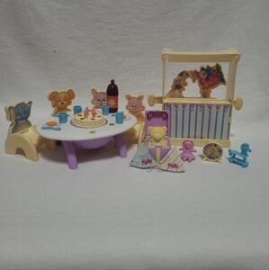 Barbie Doll 1999 Surprise Birthday Party Kelly Playset #67346-91